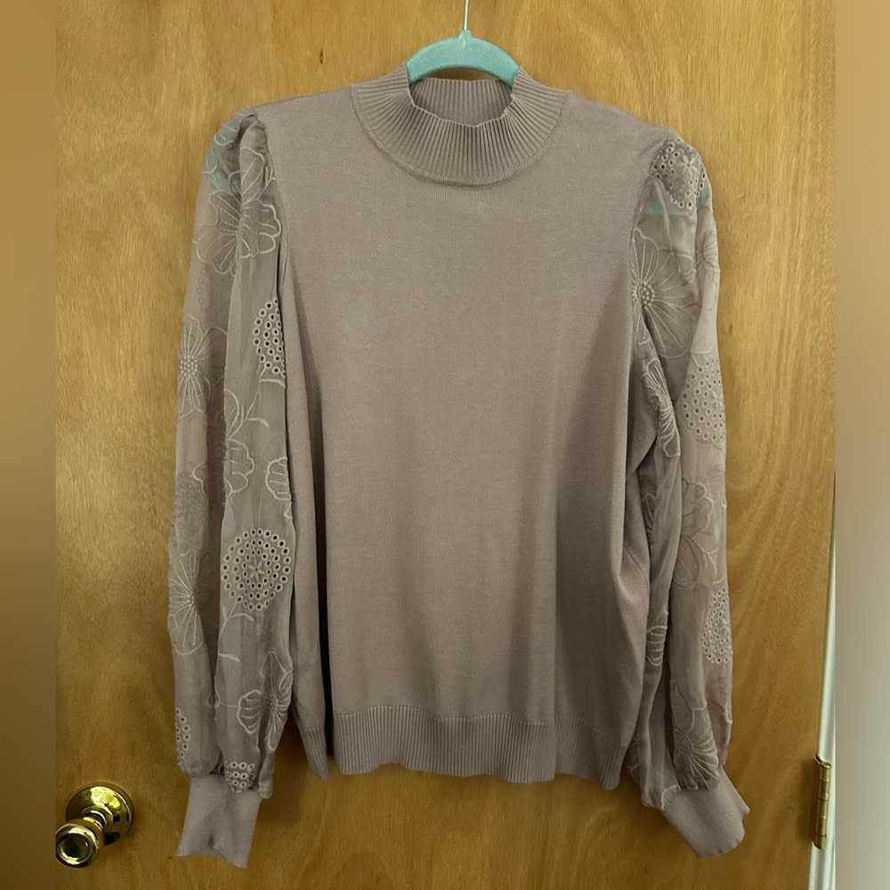 Women’s Turtle Neck with Lace Floral Sleeves, Size XL